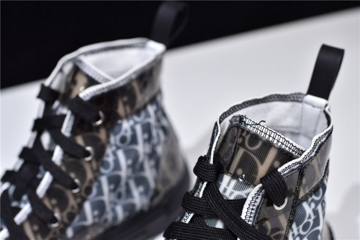d10r b23 homme kaws high top sneaker