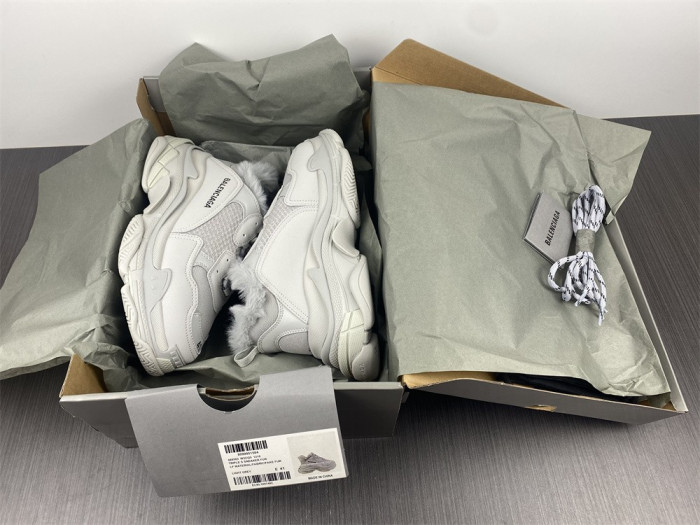 blcg sneaker triple.s.