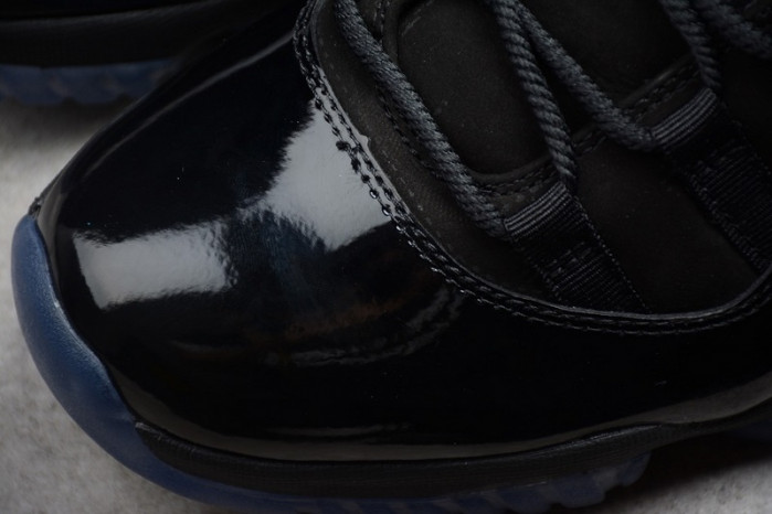 jordan 11 retro cap and gown  378037-005
