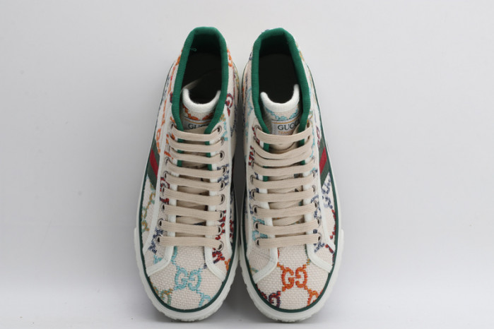 G*u*i sneaker