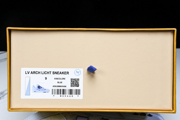 l0vt sneaker