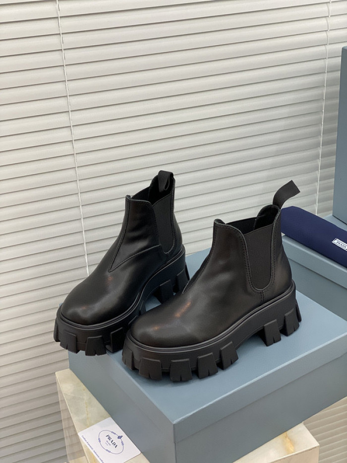 pra_da boots
