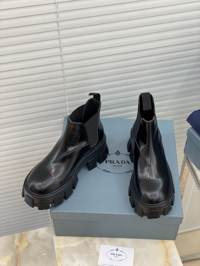 pra_da boots