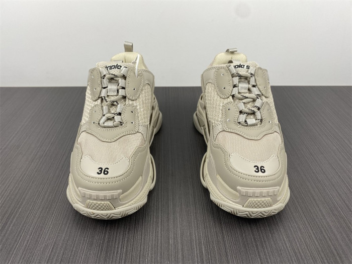 blcg sneaker triple.s.