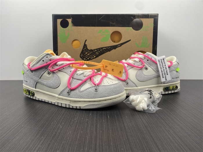 ofw x dunk low 