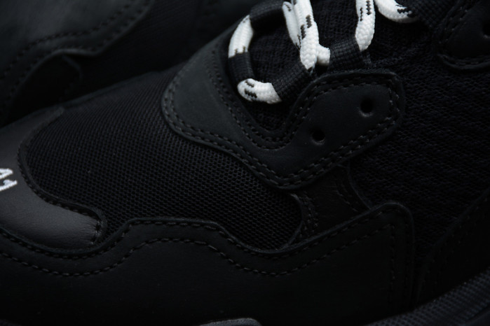blcg triple s black clear sole  541624 w09o1 1000