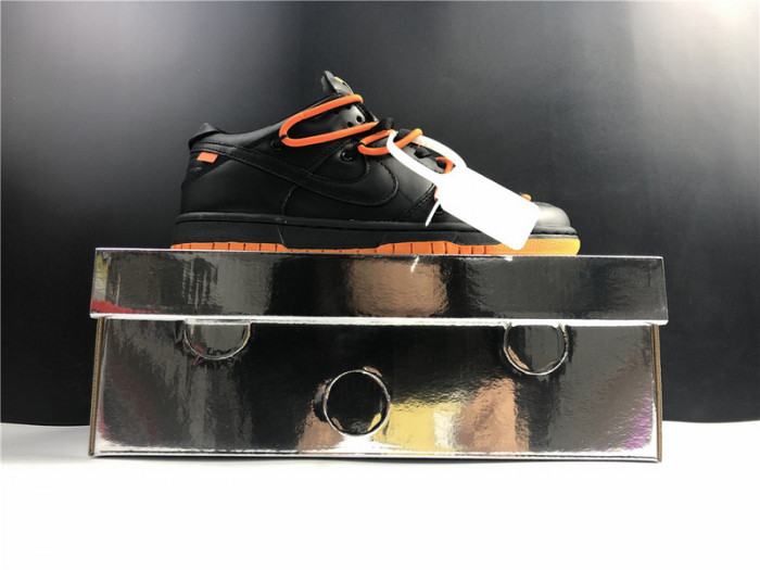ofw x nike dunk low ct0856-005