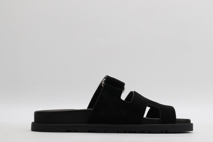 herm*s slippers