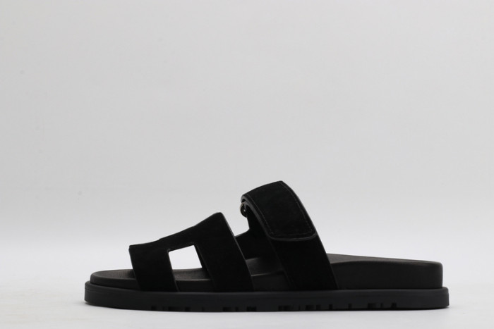 herm*s slippers