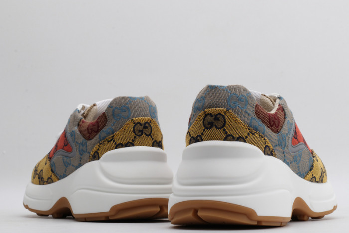 G*u*i sneaker