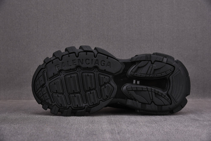 Ba*len*cia*ga sneaker tess 3.0