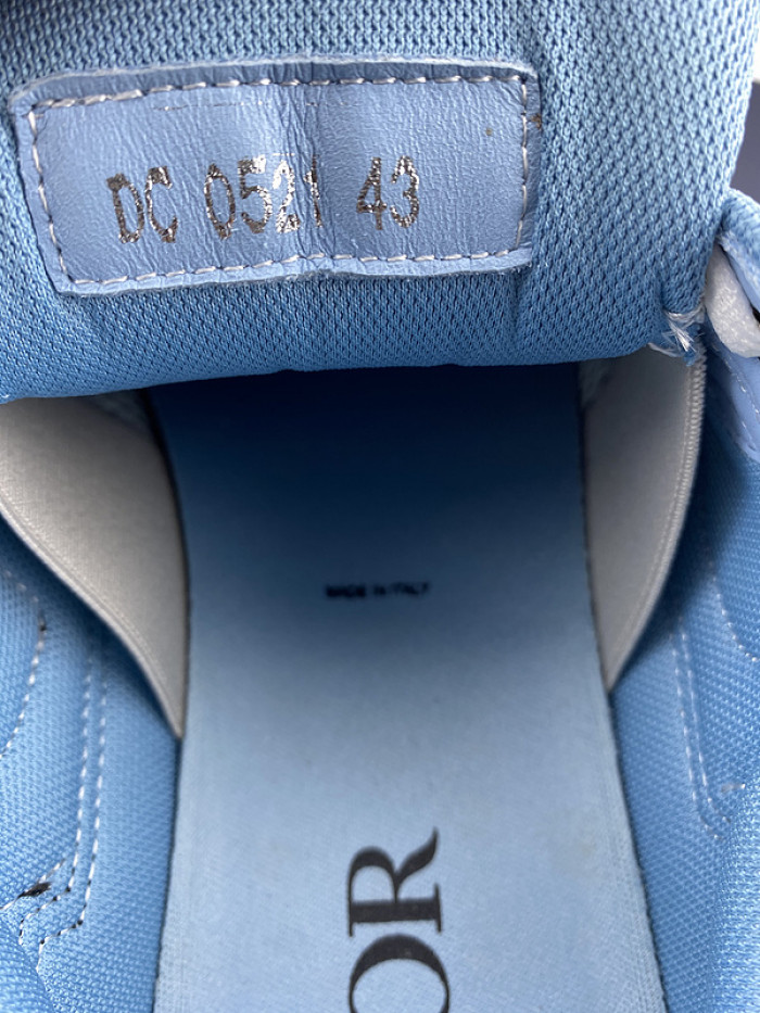 b30 sneaker