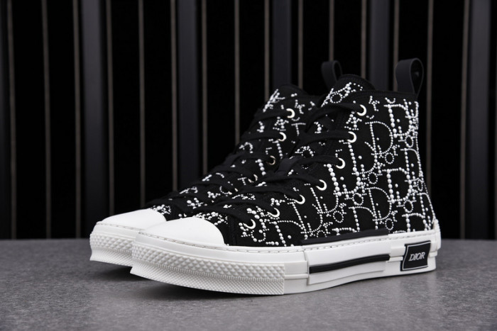 d10r b23 oblique high top sneaker
