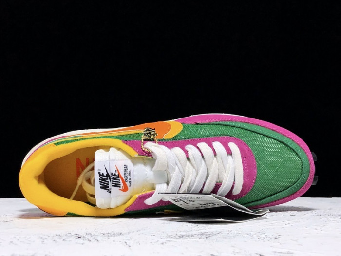 nike ld waffle sacai pine green  bv0073-301