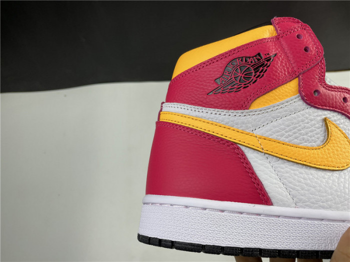 air jordan 1 retro high og light fusion red 555088-603