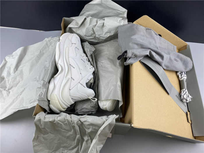 blcg sneaker triple.s.gomma white 524039 w06e2 2021