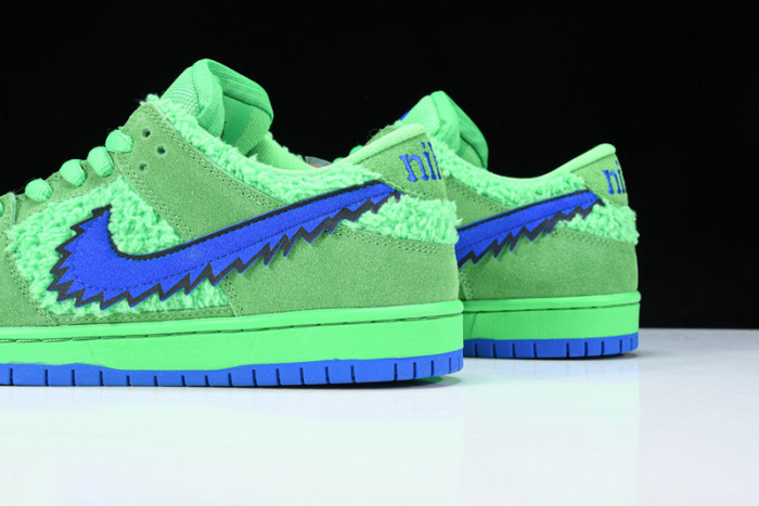 grateful dead x nike sb dunk low “green bear” cj5378-300