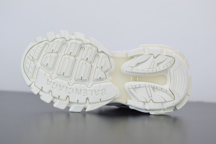 blcg track trainer white and black 542436 w3ac1 9010