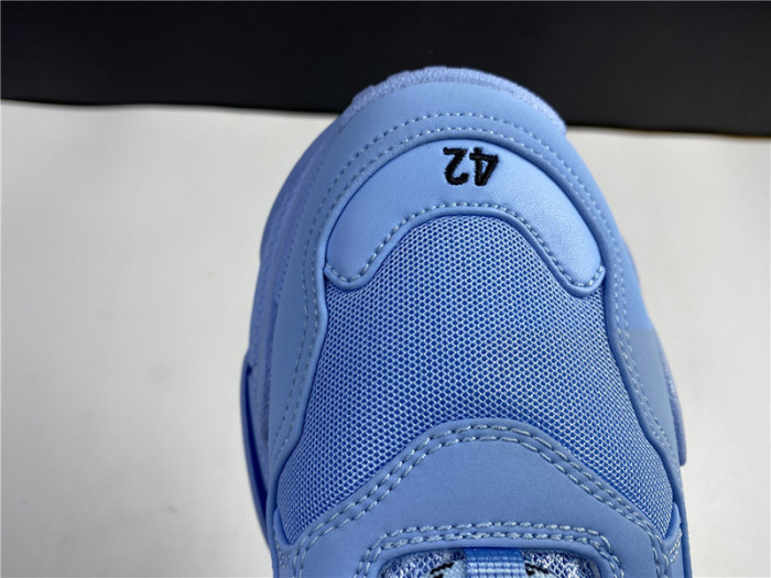 blcg sneaker triple.s.gomma  moonlight 524039 w2fw1 4800