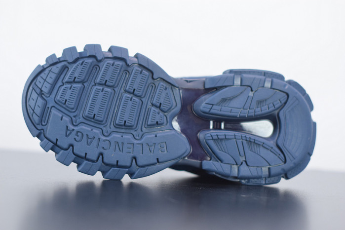 blcg track trainer dark navy 542023 w2la1 4107