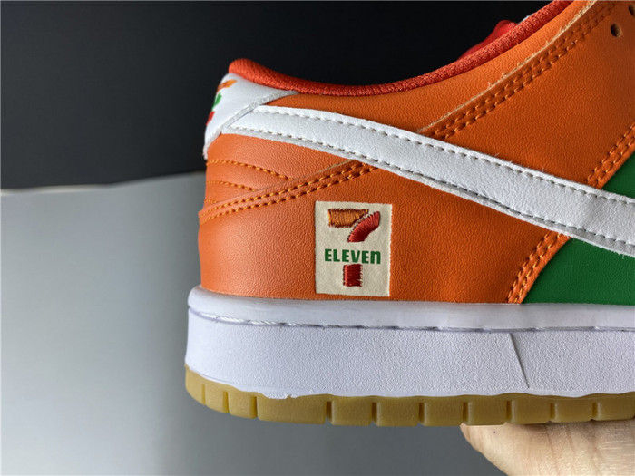 nike sb dunk low red orange green cz5130-600
