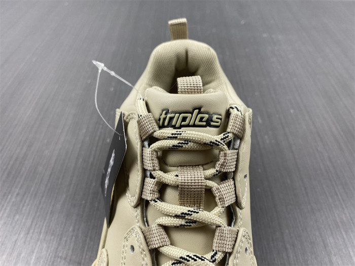 blcg sneaker triple.s.