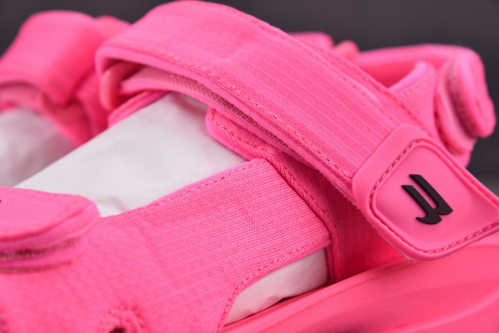 blcg sandals