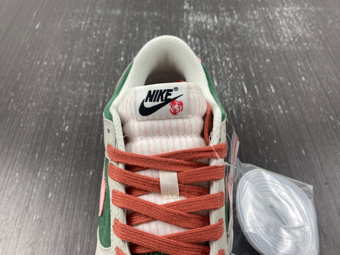 wmns dunk low se 