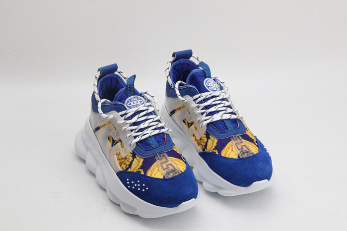 vers sneakers