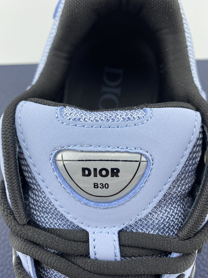 b30 sneaker