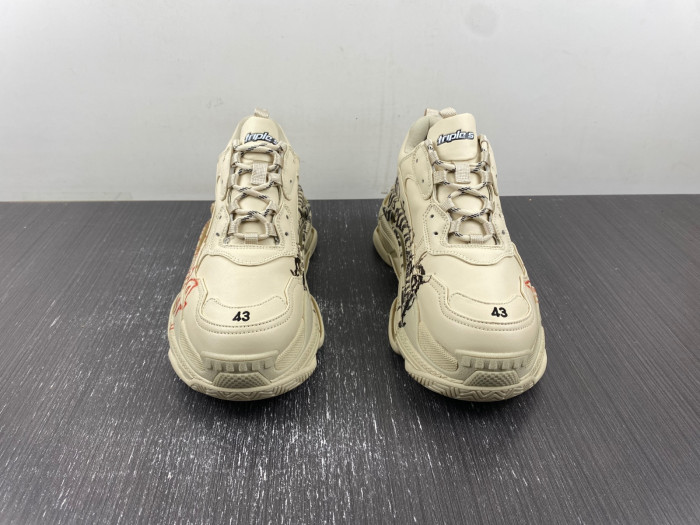 blcg sneaker triple.s.