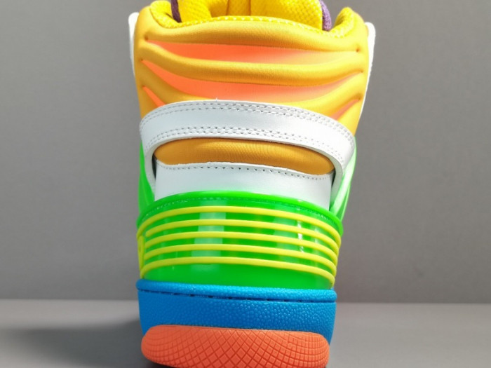 G*u*i basket sneaker