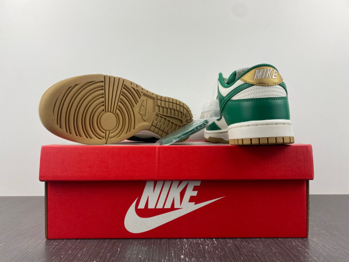 nike  dunk low "green and gold" fb7173-131