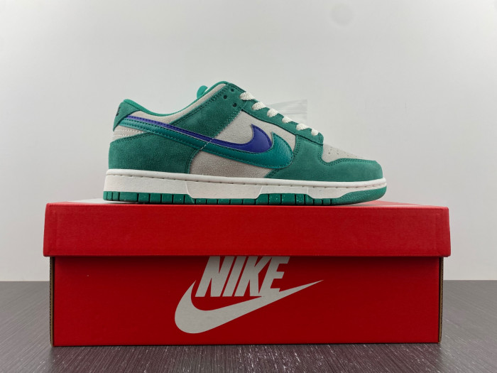 nike dunk low se 85 neptune green wmns do9457-101
