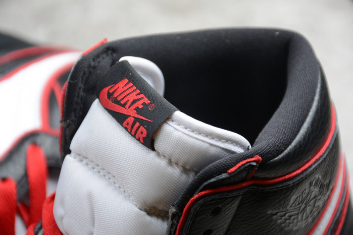 air jordan 1 bloodline 555088-062