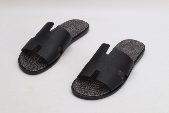 herm*s slippers