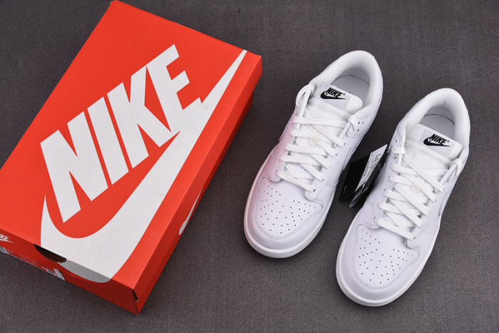 wmns dunk low 