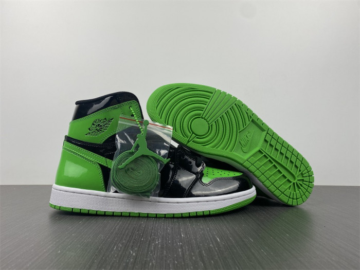 air jordan 1 high og “pine green”  patent leather555088-030