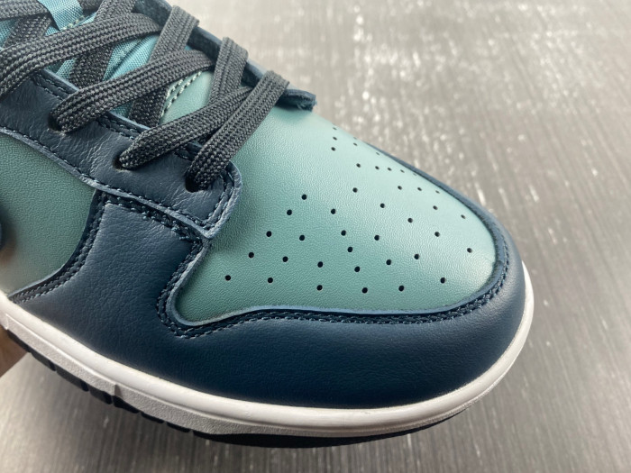 nike dunk low mineral slate armory navy dr9705-300