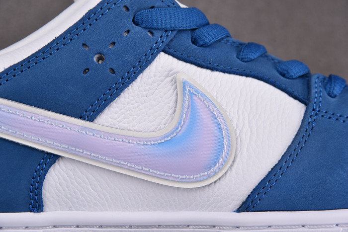 born x raised x nike sb dunk low fn7819-400