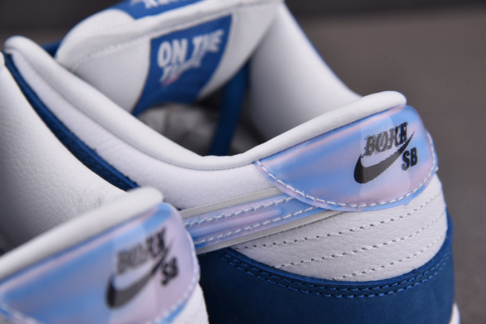 born x raised x nike sb dunk low fn7819-400