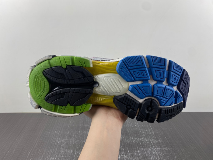 Ba*len*cia*ga -runner