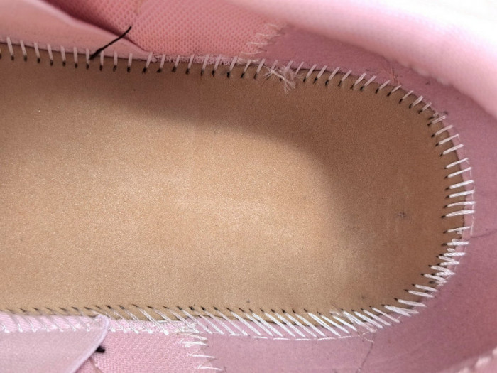 b30 sneaker
