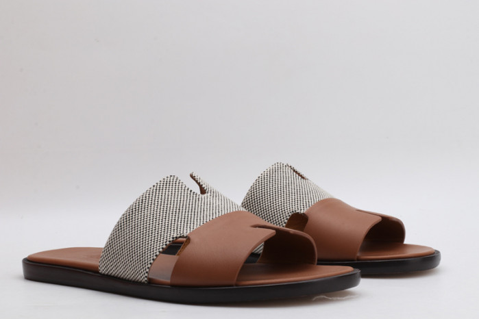 herm*s slippers