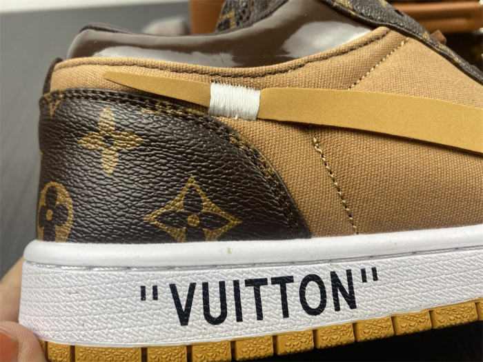 air jordan 1 ofw-louiv low  (with case)