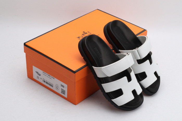 herm*s  slippers