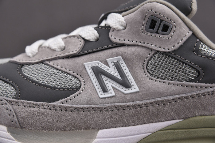 new balance 992