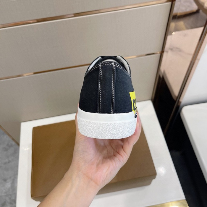 bur sneaker