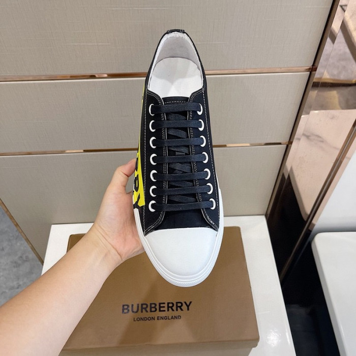 bur sneaker
