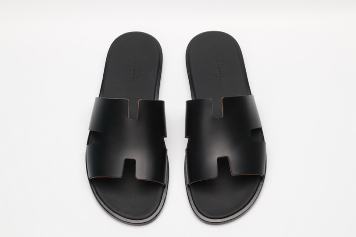 herm*s slippers